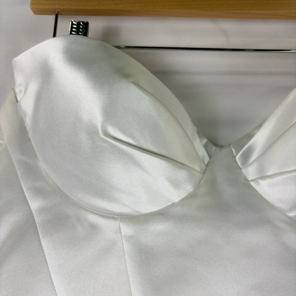 Rosie Etienne Elegant White Strapless Valentina Dress - Picture 5 of 7
